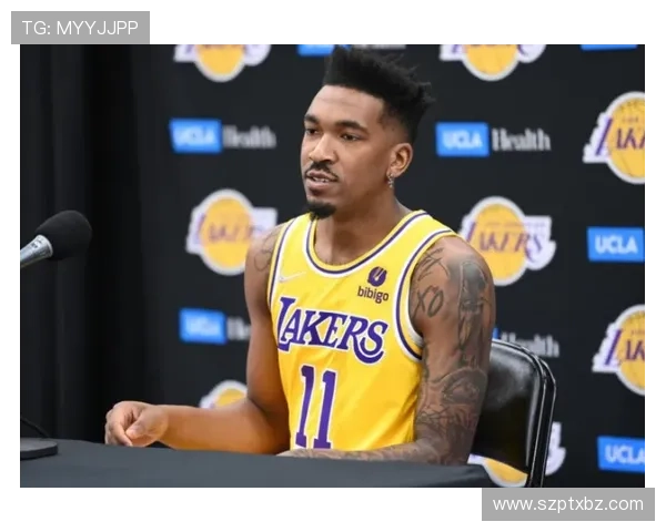 湖人首发阵容表现不佳建议斯玛特取代八村塁首发位置